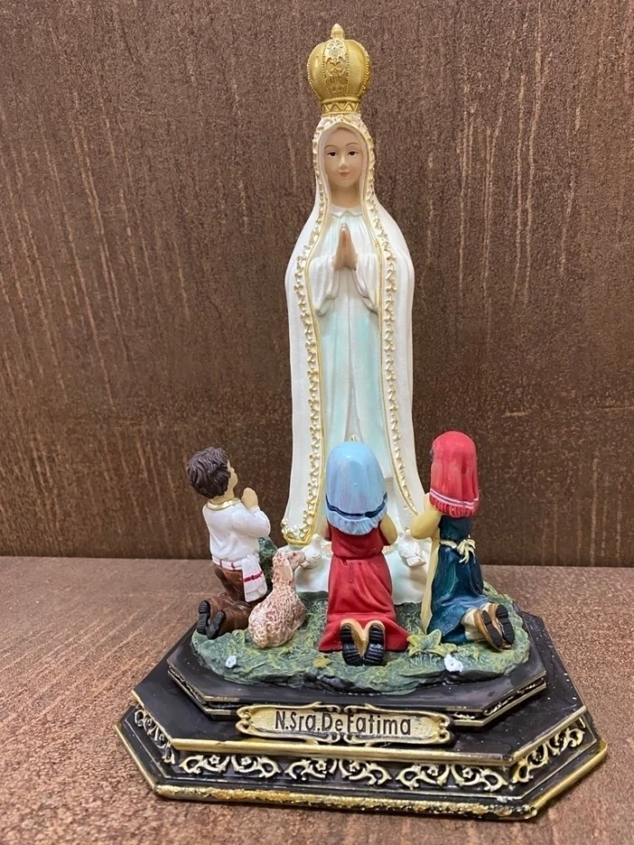 Nossa Senhora de Fátima com Pastores - 30 cm - Imagem 4